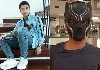 Bikin Ngakak, Lagi Makan Bareng Keluarganya, Raditya Dika Malah Kenakan Topeng Black Panther