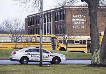 Sepasang Murid SMA Ditemukan di Sekitar Hutan Dengan Luka Tembak di Bagian Kepalanya