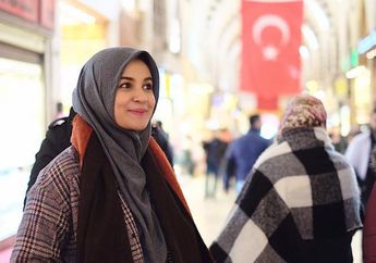 Sedang Hamil Tua, Shireen Sungkar Tampil Anggun dengan Dress Bernuansa Pink, Calon Bayinya Cewek atau Cowok nih?