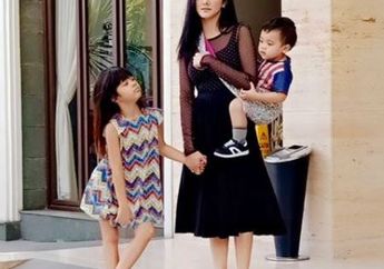 Mulan Jameela Seru Banget Tepokin Anak Bungsunya, Aerlangga!