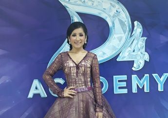 Merdunya Suara Azizah Maumere Finalis D'Academy 4 Menyanyikan Lagu Maumere