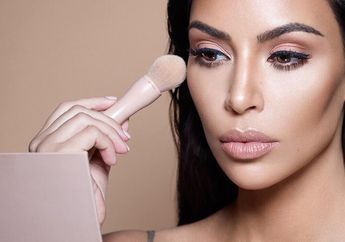 Ingin Wajah Terlihat Dewy dan Glowing, Begini loh Tips Makeupnya