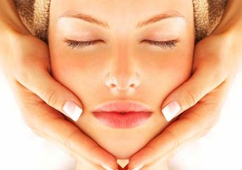 5 Perawatan yang Dibutuhkan Kulit Selain Menggunakan Krim Wajah, Apa Aja sih?