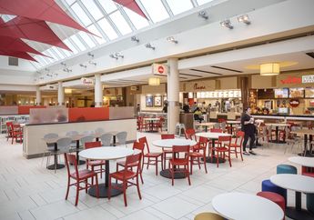 Kenapa Food Court Terletak di Lantai Paling Atas Sebuah Mall? Inilah Alasannya