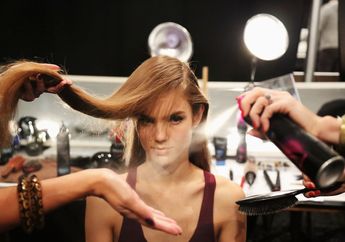 Tak Perlu Pusing Punya Rambut Tipis, yuk Coba Tampil Cantik dengan Hair Puff