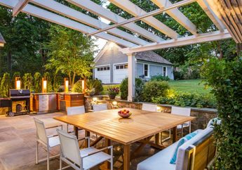 Tetap Hemat Percantik Rumah Pakai Pergola, yuk Intip 6 Inspirasinya!