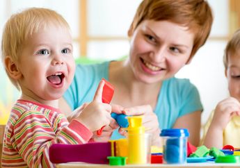 4 Tips Pilih Tempat Penitipan Anak Untuk Si Kecil, Orangtua Millennials Harus Baca nih