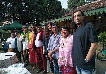 Si Doel The Movie Bakal Jawab Cinta Segitiga Doel, Sarah dan Zaenab!