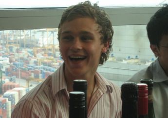 Makan Siput di Pesta Ulang Tahunnya, Pria Ini Alami Lumpuh di Sisa Hidupnya