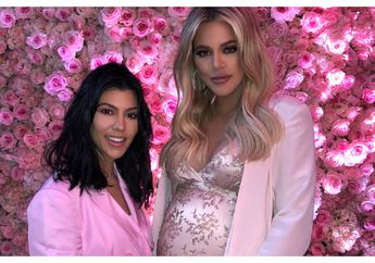 Yuk Kepoin Harga Blazer Dress dan Sepatu Heels yang Dipakai Kourtney Kardashian Saat Hadiri Baby Shower Khloe Kardashian!