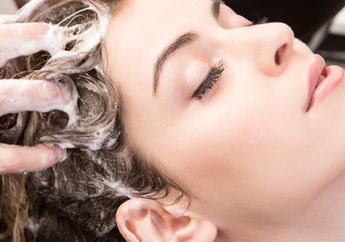 8 Manfaat yang Kamu Dapatkan Setelah Hair Spa, Apa Aja ya?