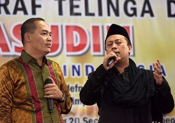 Walau Digugat Cerai, Opick Tetap Hibur Penggemar yang Tuna Rungu