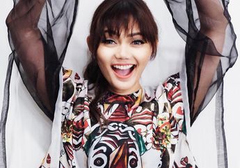 Minum Cantik Ala Rina Nose, Netizen Sebut Naudzubilah!