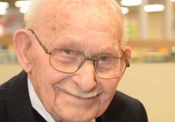 Kisah Haru Kakek Berumur 100 Tahun, Selamat Dari Kamp Penyiksaan Saat Jadi Tahanan