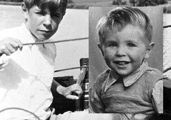 Fakta Menarik Stephen Hawking Disertai 7 Foto Super Langka Semasa Hidupnya