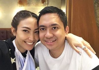 Ayu Dewi Peluk Manja Suami Agar Bisa Pantau Chattingan Regi Datau