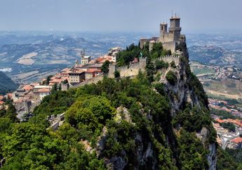 Inilah Negara Tertua dan Terkecil di Dunia, Bebas Pajak Buat Pelancong yang Berbelanja