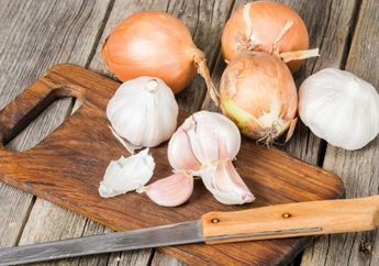 4 Cara Ampuh Basmi Nafas Bau Bawang, Aman dan Nggak Ribet!