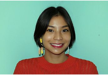 Cuma Pakai Kaos Polos, OOTD Shareefa Daanish Ini Stylish Banget, Kepoin Penampilannya yuk!