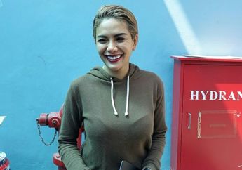 Liburan Bersama Dipo Latief ke Maldives, Nikita Mirzani: Siapa Bilang Belum Muhrim?