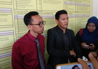 Masih Berduka, Sidang Perceraian Kedua Opick dan Dian Rositaningrum Kembali Ditunda