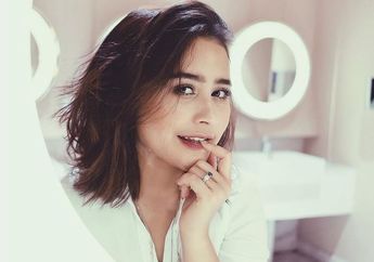 Baru Pertama Kali, Prilly Latuconsina Takjub Lihat Candi Borobudur