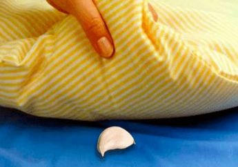 Taruh Bawang Putih di Bawah Bantal, Ini Manfaatnya yang Tak Terduga!