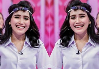  Ayu Ting Ting Tampil Memesona dengan Balutan Gaun Nuansa Electric Blue, Seperti Apa ya?