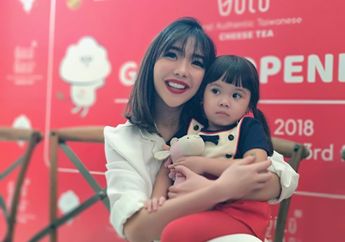 Kebanjiran Job, Gempita Nora Marten Akan Buat Rekening Pribadi