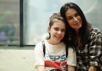 Jarang Terekspos, Ternyata Anak Kedua Sophia Latjuba Tak Kalah Modis dari Sang Ibu