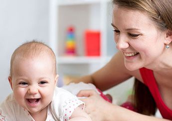 Sulit Membuat Bayi Tertawa? Coba Lakukan Hal Ini, Bikin Happy deh!