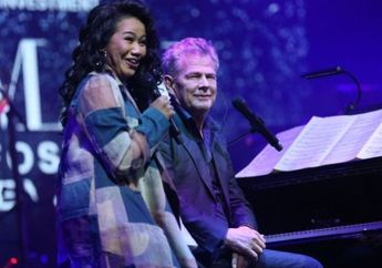 David Foster Nyanyikan Lagu Cinta dan Rahasia dari Yura Yunita
