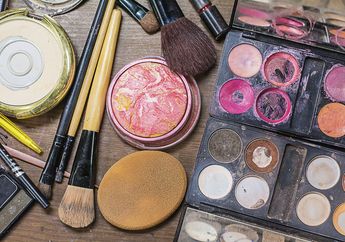 Ini Dia 4 Cara Melindungi Alat Kosmetik dari Berbagai Kuman! 
