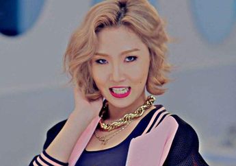 Hwasa MAMAMOO Sukses Pikat Hati Fans saat Nyanyikan Lagu Havana Secara Spontan