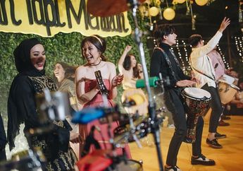 Saking Dekatnya Adipati Dolken dan Vanesha Prescilla, Chemistry di Film Teman Tapi Menikah Jadi Gampang Terbangun!