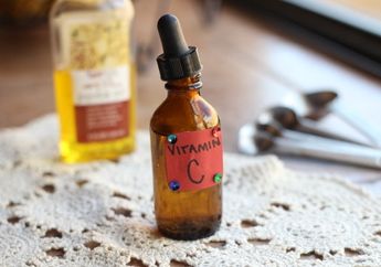 Cegah Kulit Keriput dengan Serum Vitamin C, yuk Intip Cara Bikinnya!