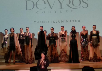 Keindahan Bias Cahaya Matahari Hadir Dalam Koleksi Busana Devy Ros Di Ajang Media Viewing Trend 2018