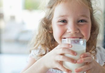 Bahaya Nggak sih Minum Air Putih Setelah Mengonsumsi Susu?