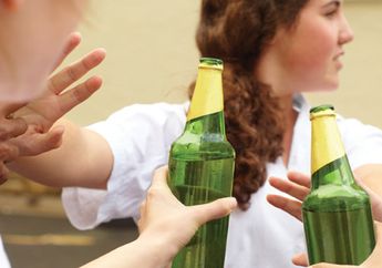 Awasi Pergaulan Anak, Inilah Beberapa Dampak dari Minum Minuman Keras untuk Remaja, Ngeri Banget nih