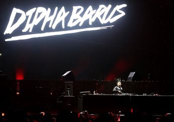 Dipha Barus Rilis Single di Konser The Chainsmokers