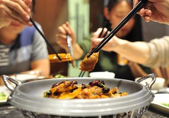 Nggak Nyangka, Makan Pakai Sumpit Ternyata Bisa Turunkan Berat Badan