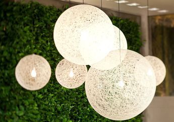 9  Ide Penataan Lampu Lentera di Rumah, Mulai Dari Kertas Hingga Kaca Botol