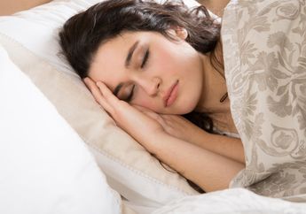 Tidur Tanpa Busana Bikin Langsing, kok Bisa sih? Simak Penjelasannya Berikut Ini