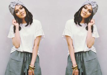 Cantik tapi Simpel dengan Chic Style ala Rina Nose, yuk Lihat!