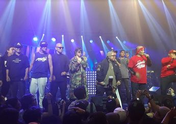 Rayakan 25 Tahun Berkarya, Iwa K Sukses Ajak Penonton Bernostalgia