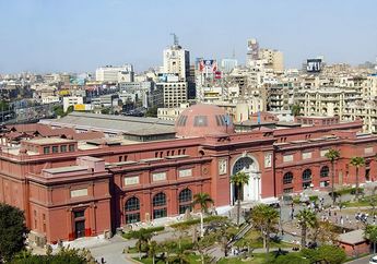 4 Museum Paling Aneh di Dunia yang Harus Kamu Ketahui, Mulai dari Lukisan Paling Buruk Sampai Kotoran Gajah Berbentuk Hitler Disimpan di Dalamnya