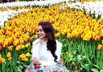 Rossa Betah Liburan Di Turki, Berkat Indahnya Hamparan Bunga di Emigan Park