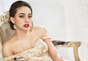 Mengintip Penampilan Seksi Kezia Karamoy Saat Berfoto dengan Putranya, Alfredo Elfata Narang