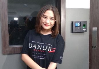 Prilly Latuconsina Ngerasa Kehidupannya Normal Jika Duduk di Sini!