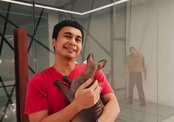 Raditya Dika Kembali Ceritakan Kejadian Mistis di Rumahnya, Ada Dua Anak Kecil di Ruang Meeting!